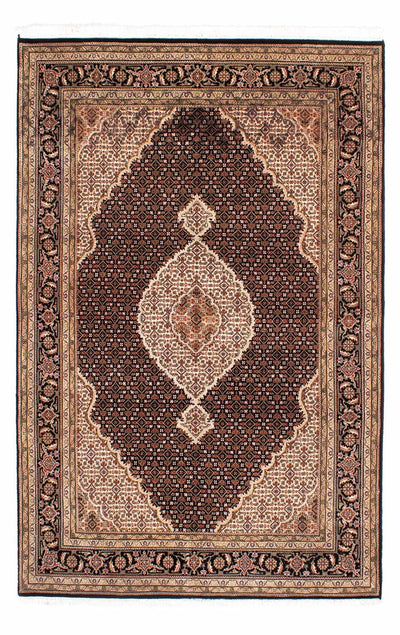 Tabriz Tapijt 166x239cm - Perzisch tapijt