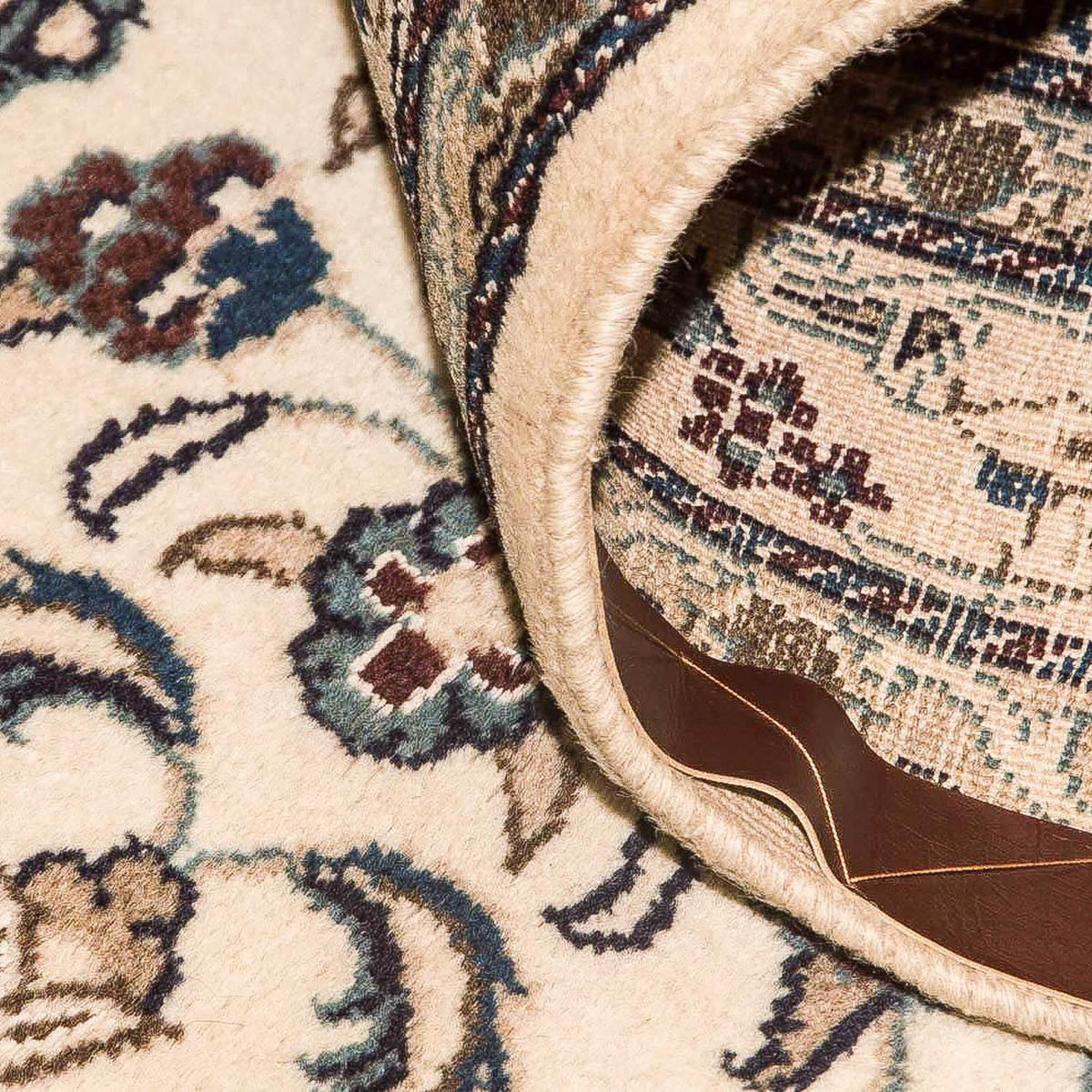 Perzisch tapijt - Nain - 214 x 118 cm - beige