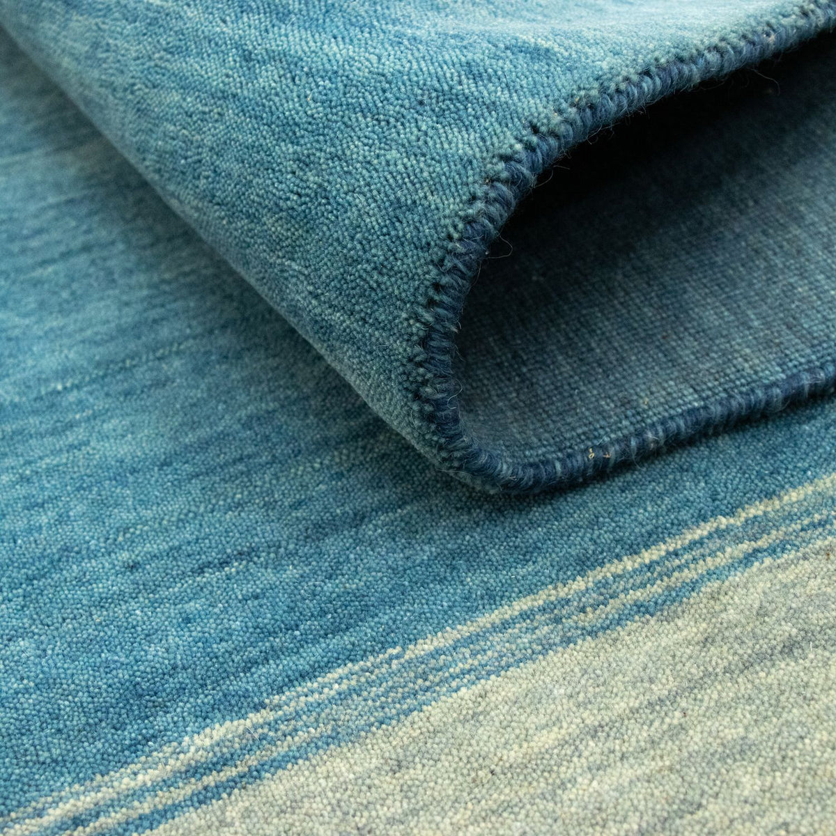 Gabbeh Tapijt - Zacht - 203 x 144 cm - blauw