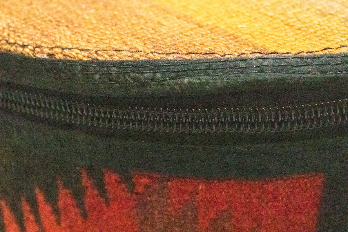 Sitzmöbel sonderform  - 50 x 40 cm - mehrfarbig