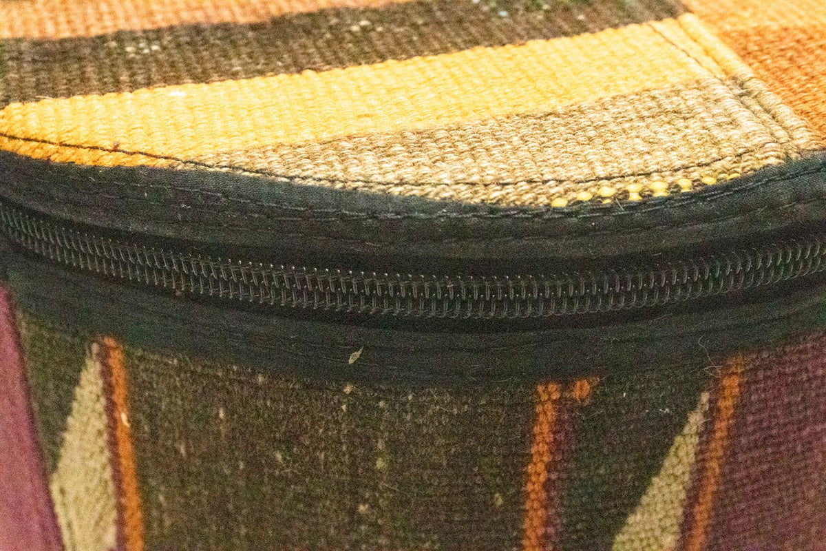 Sitzmöbel sonderform  - 50 x 40 cm - mehrfarbig