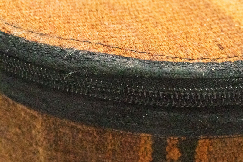 Sitzmöbel sonderform  - 42 x 36 cm - mehrfarbig