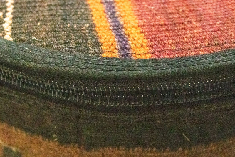 Sitzmöbel sonderform  - 42 x 36 cm - mehrfarbig