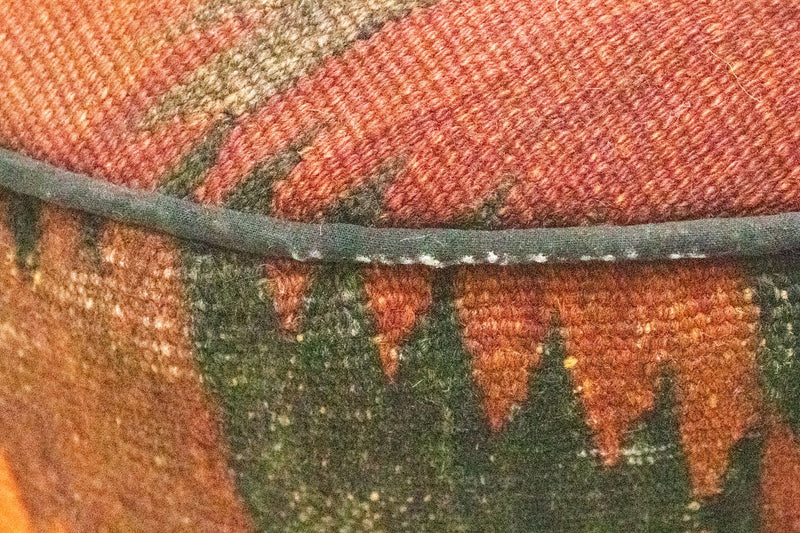 Sitzmöbel sonderform  - 42 x 36 cm - mehrfarbig