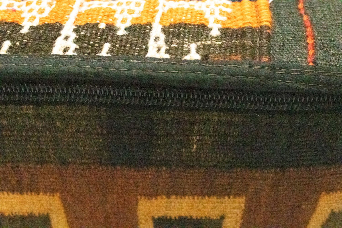 Sitzmöbel sonderform  - 30 x 30 cm - mehrfarbig