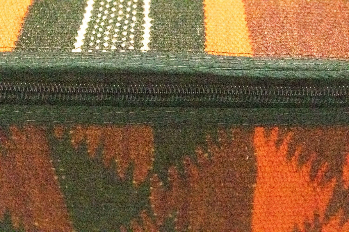 Sitzmöbel sonderform  - 30 x 30 cm - mehrfarbig