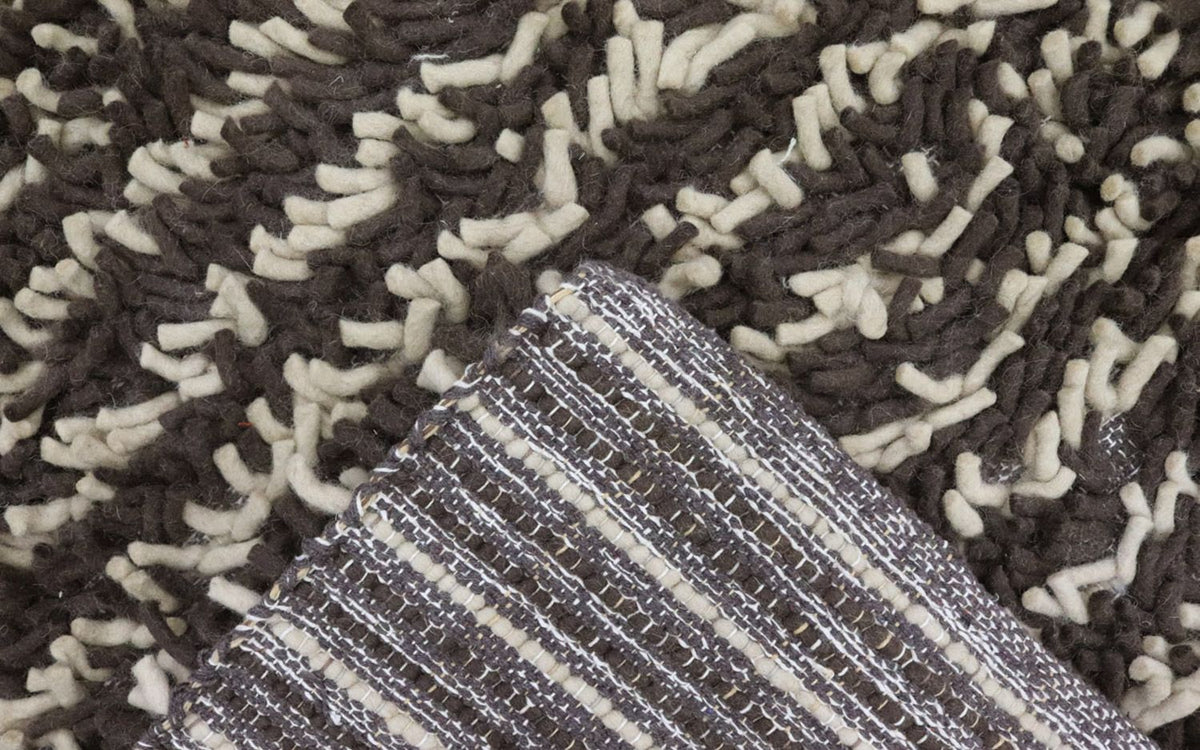 Hoogpolig tapijt - 200 x 124 cm - veelkleurig