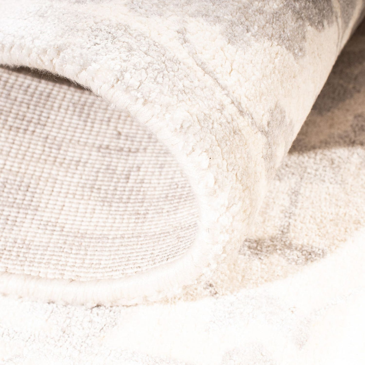 Viscose tapijt vierkant  - 70 x 70 cm - lichtbruin