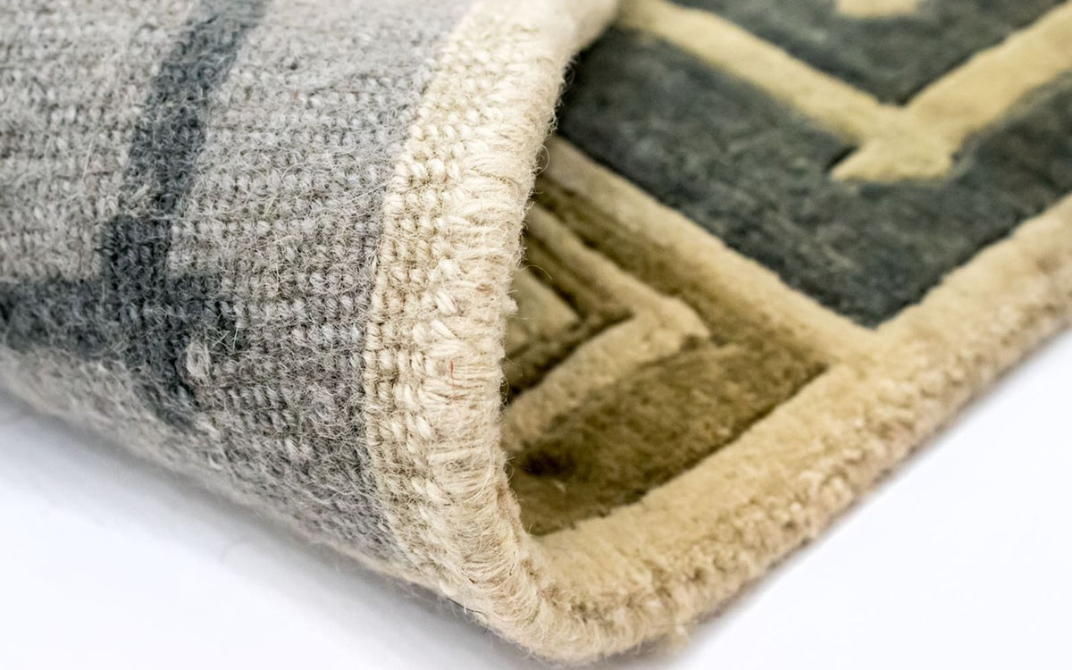 Nepal tapijt - 263 x 183 cm - gekleurd