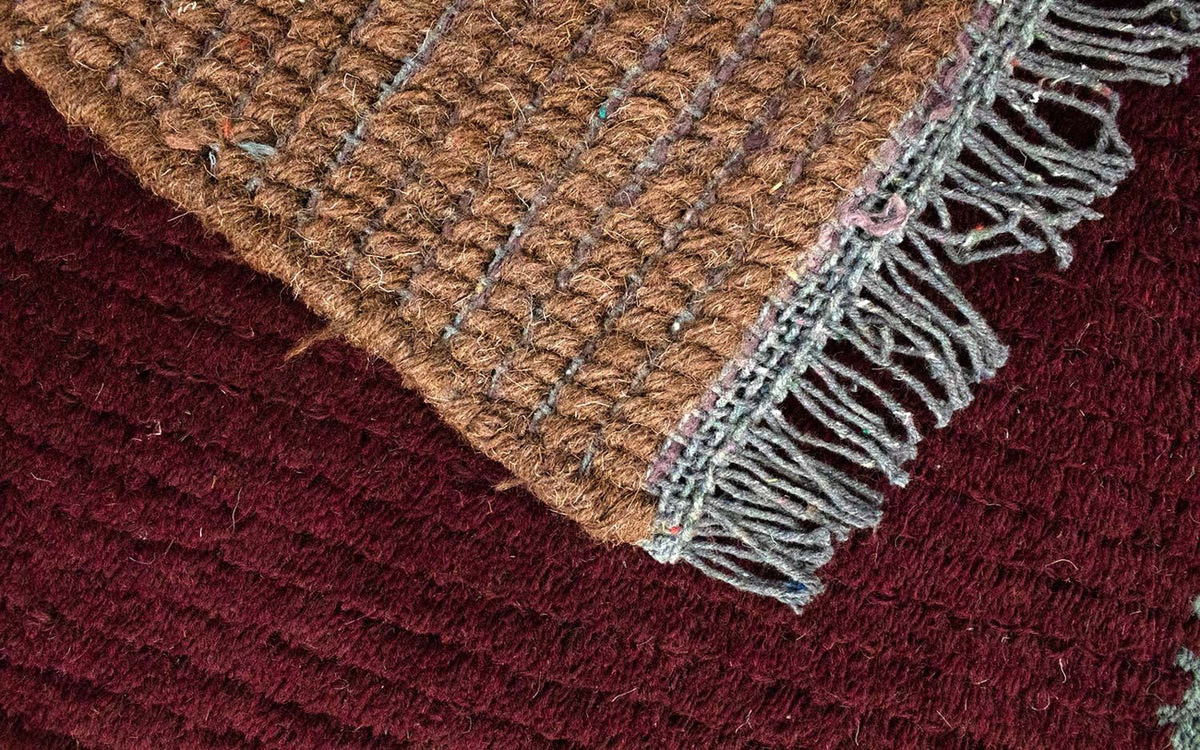 Nepal tapijt - 140 x 70 cm - wijnrood