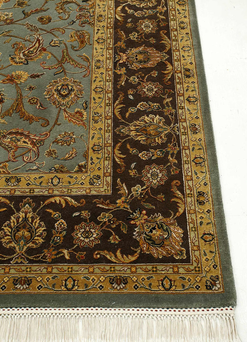 DP02-RUG1058881-240x170