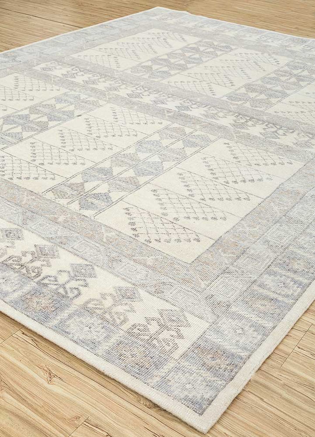 DP02-RUG1117094-240x150