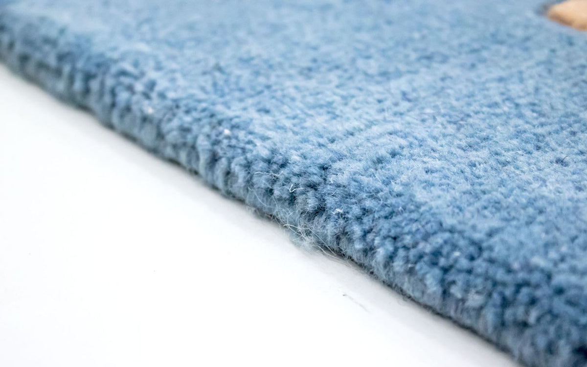 Nepal tapijt - 140 x 70 cm - lichtblauw