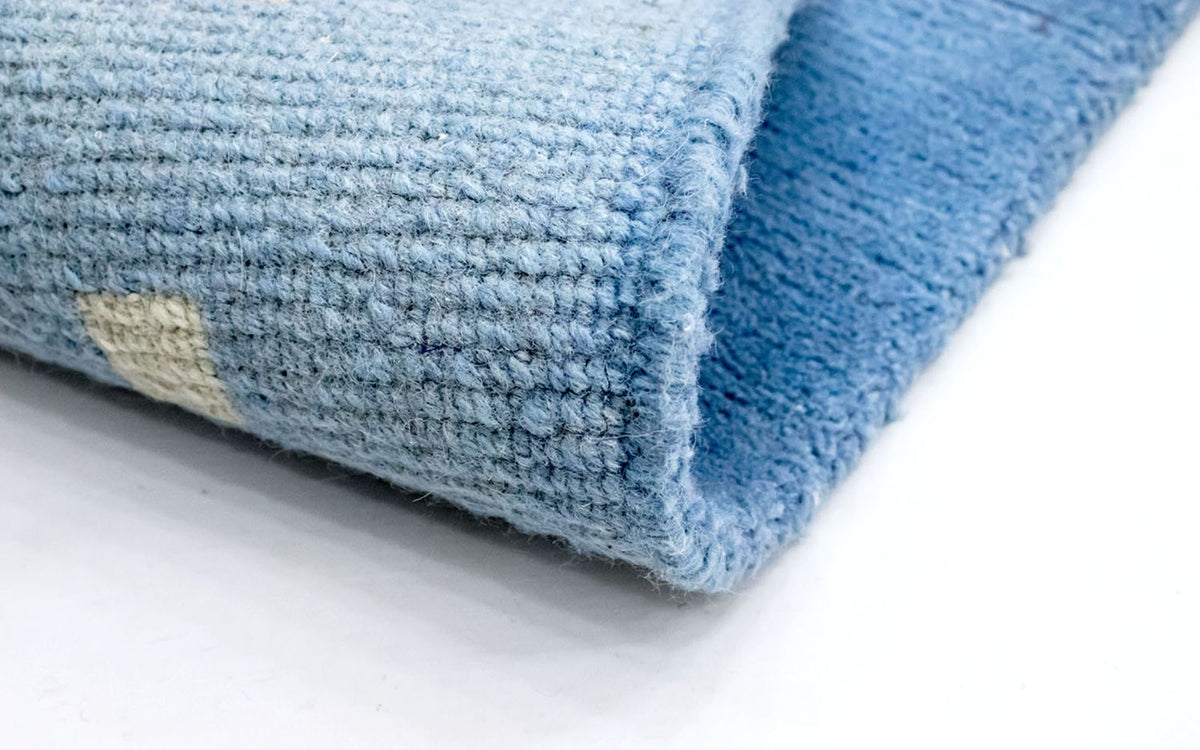 Nepal tapijt - 140 x 70 cm - lichtblauw