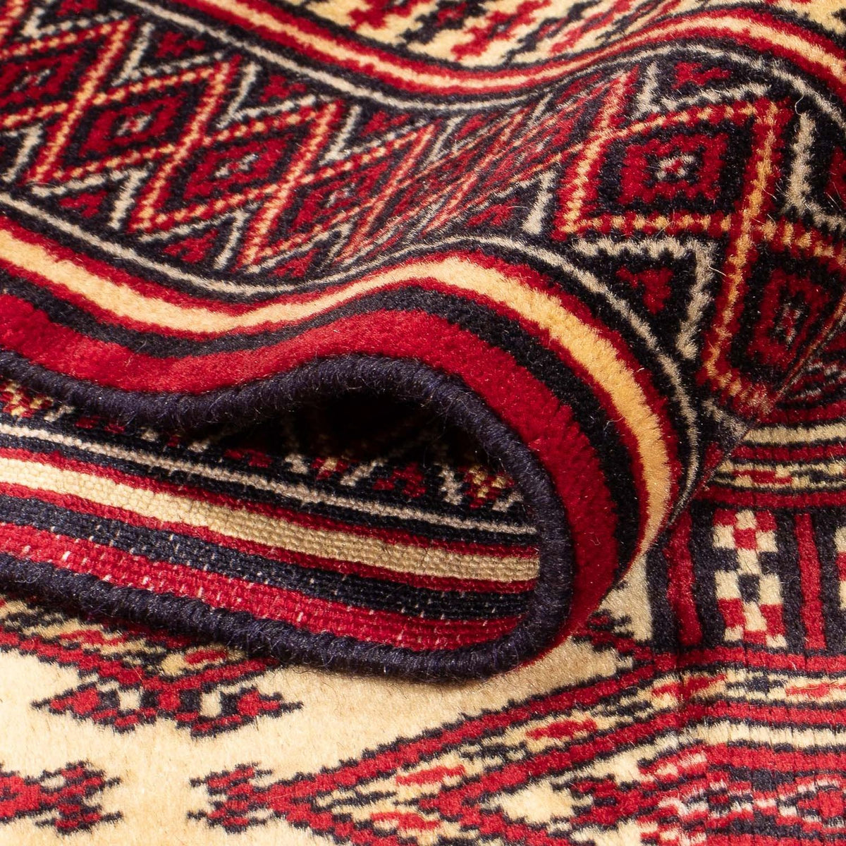 Turkaman tapijt - 176 x 128 cm - beige