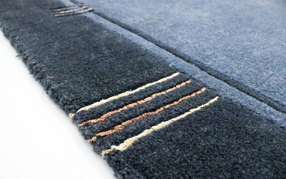 Nepal tapijt - 234 x 170 cm - lichtblauw