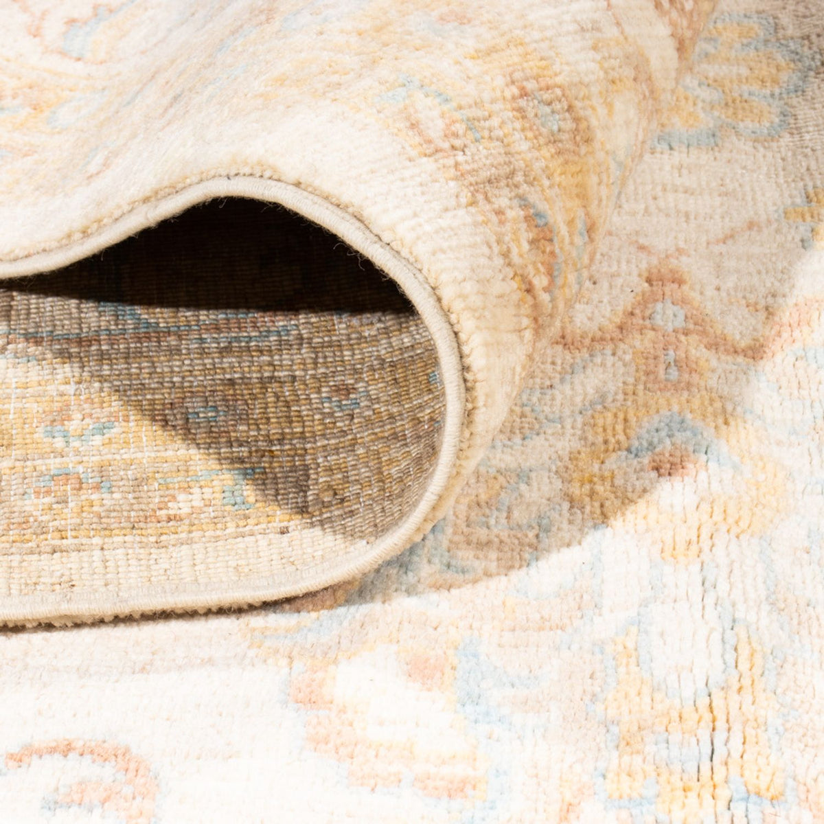 Ziegler tapijt - 330 x 247 cm - beige