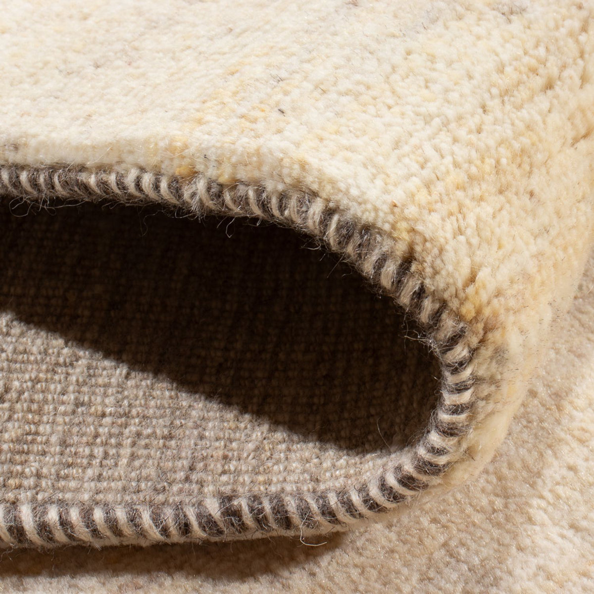 Gabbeh tapijt - Perzisch - 244 x 181 cm - wit  crème