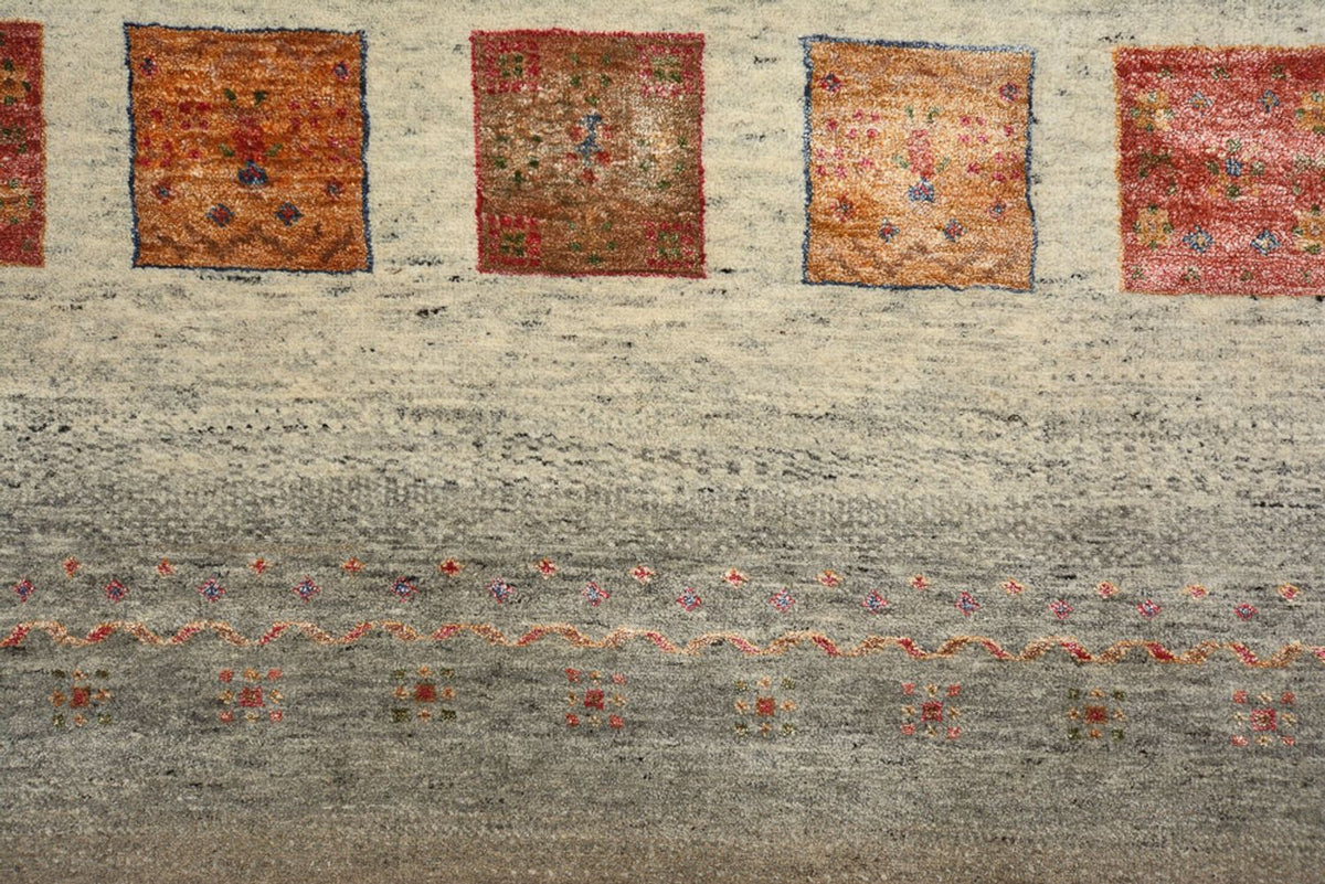 Gabbeh Tapijt - Loribaft Indus - 205 x 157 cm - donker beige