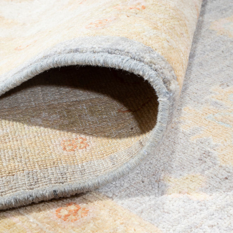 Ziegler tapijt - 351 x 254 cm - beige