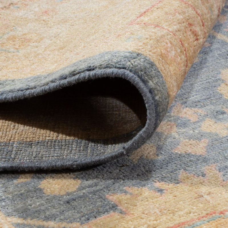 Ziegler tapijt - 354 x 257 cm - donker beige