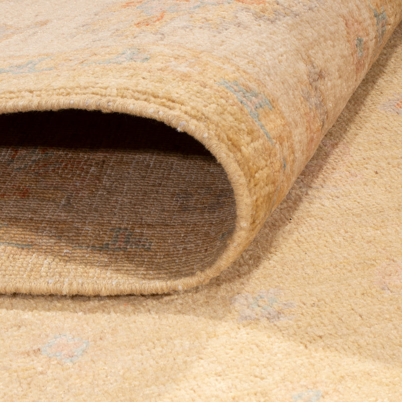 Ziegler tapijt - 204 x 154 cm - beige