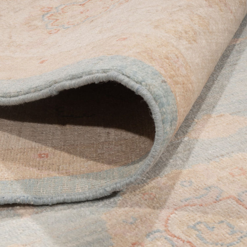 Ziegler tapijt - 295 x 256 cm - lichtblauw