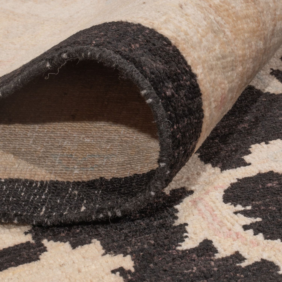 Ziegler tapijt - 298 x 253 cm - zwart