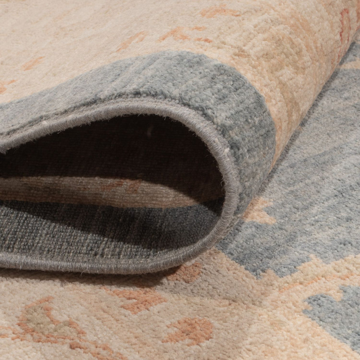 Ziegler tapijt - 296 x 257 cm - blauw