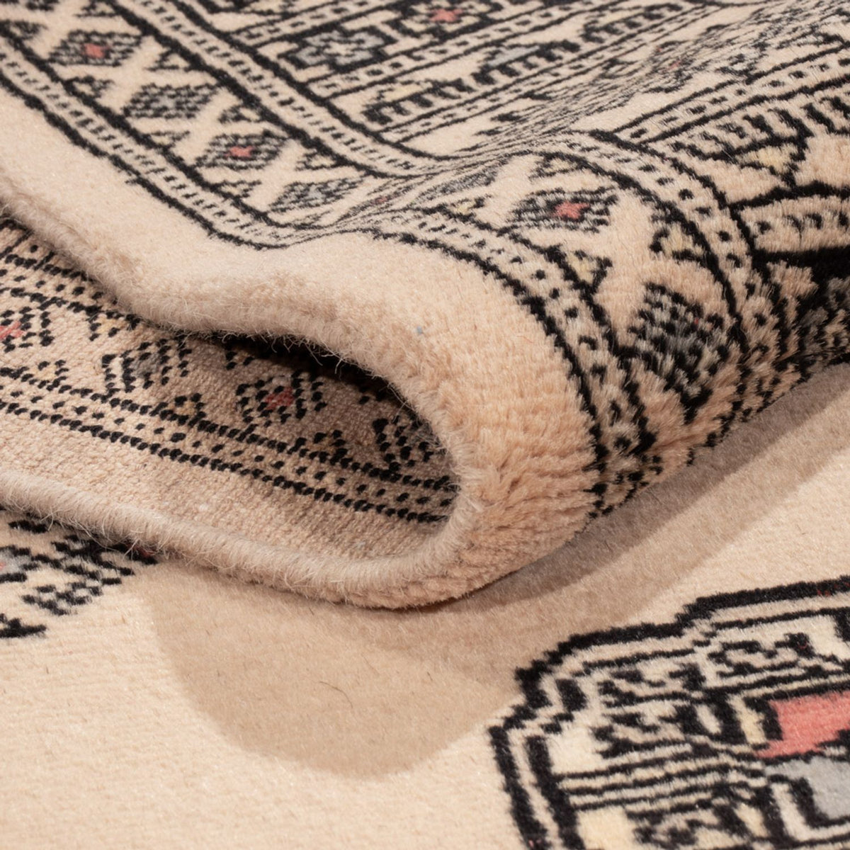 Pakistaans tapijt - 199 x 125 cm - beige