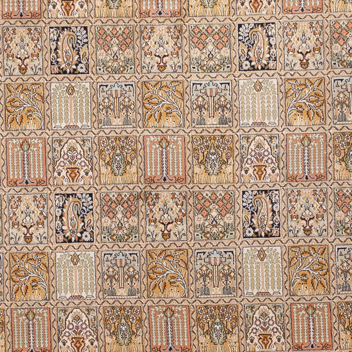 Zijden tapijt - Kashmir Silk - 330 x 246 cm - donker beige
