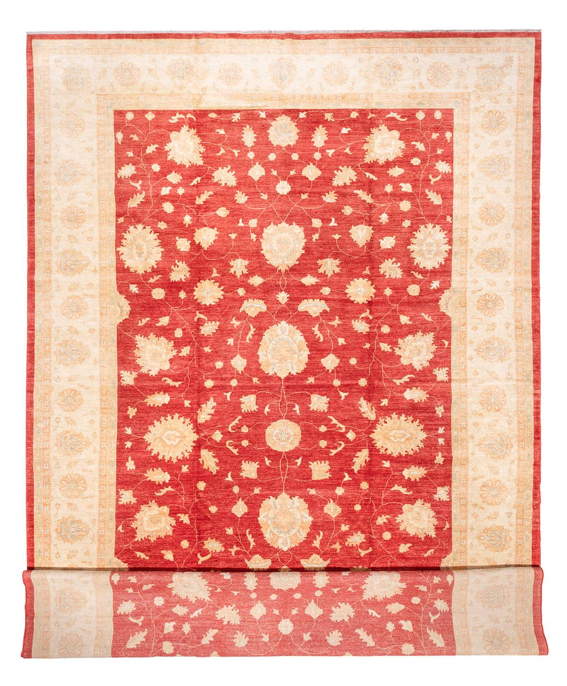 Ziegler tapijt - 686 x 402 cm - rood