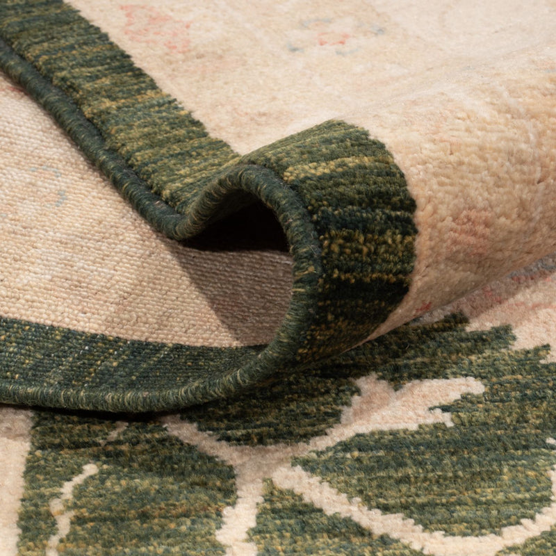 Ziegler tapijt - 440 x 308 cm - groen