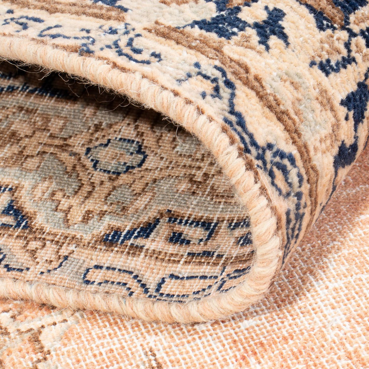 Vintage tapijt - 212 x 122 cm - roze