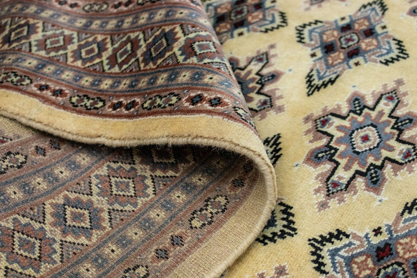 Pakistaans tapijt 185x127cm - Oosters Tapijt