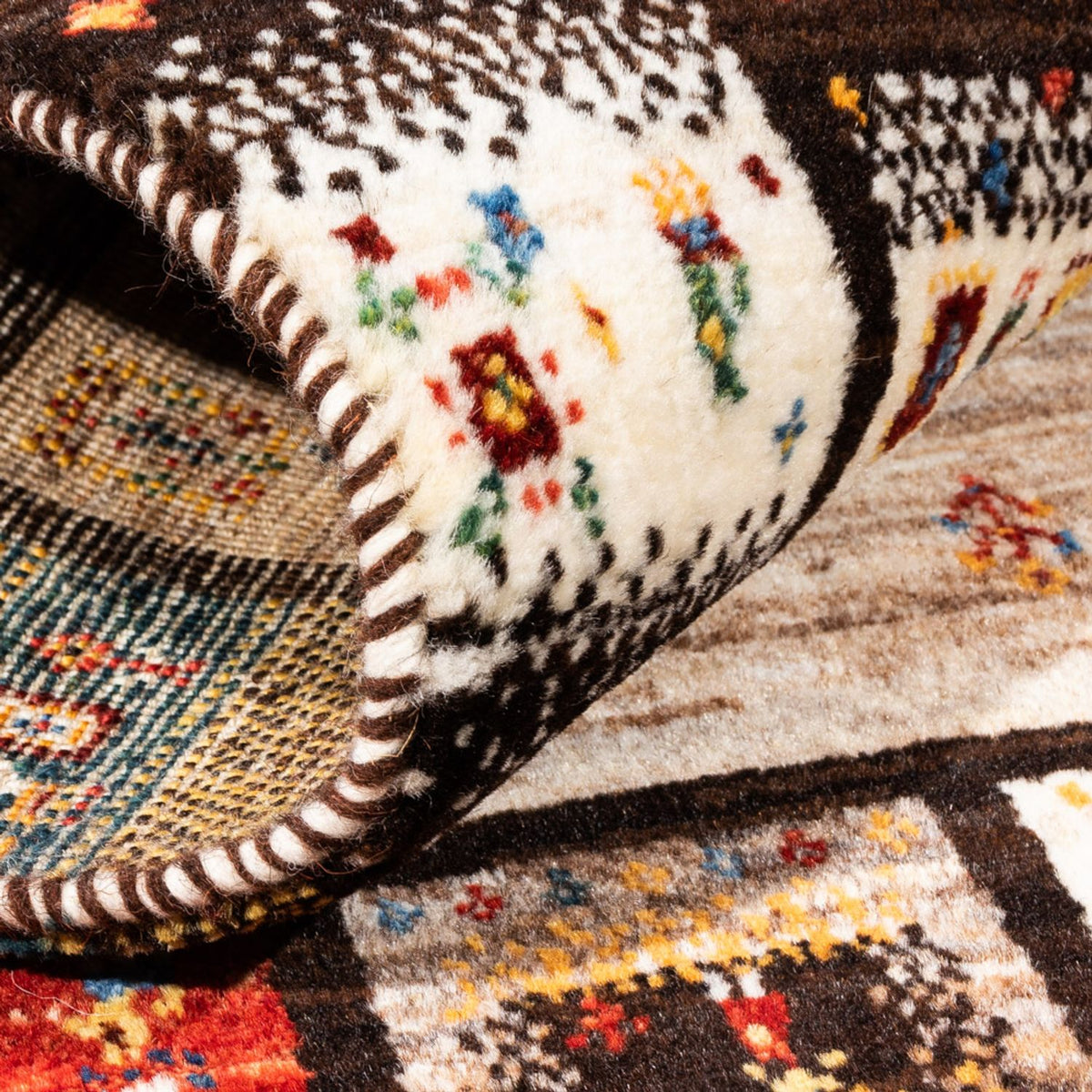 Gabbeh Tapijt - Loribaft Perzisch - Koninklijke - 136 x 87 cm - veelkleurig