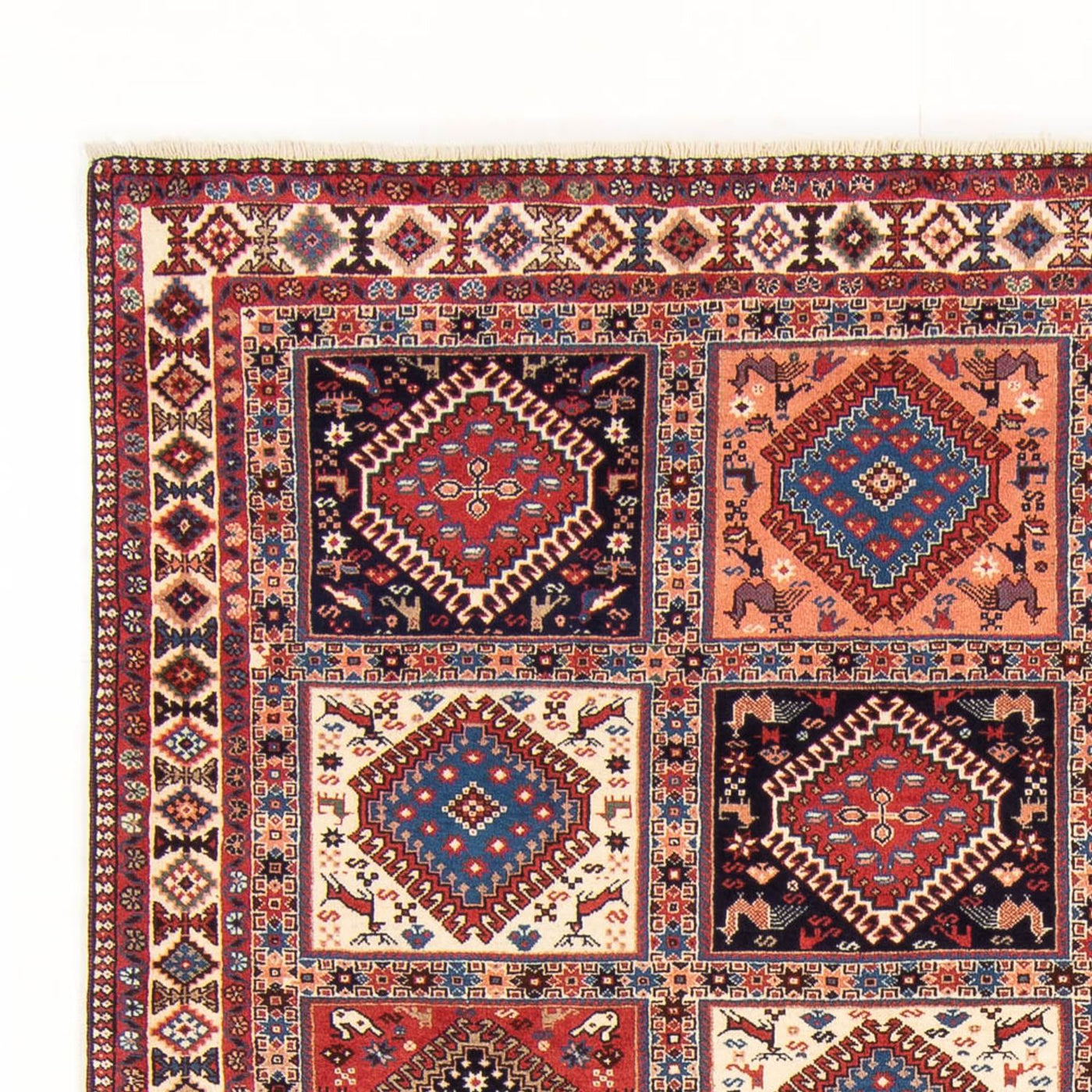 Bachtiar Tapijt 247x203cm - Perzisch tapijt