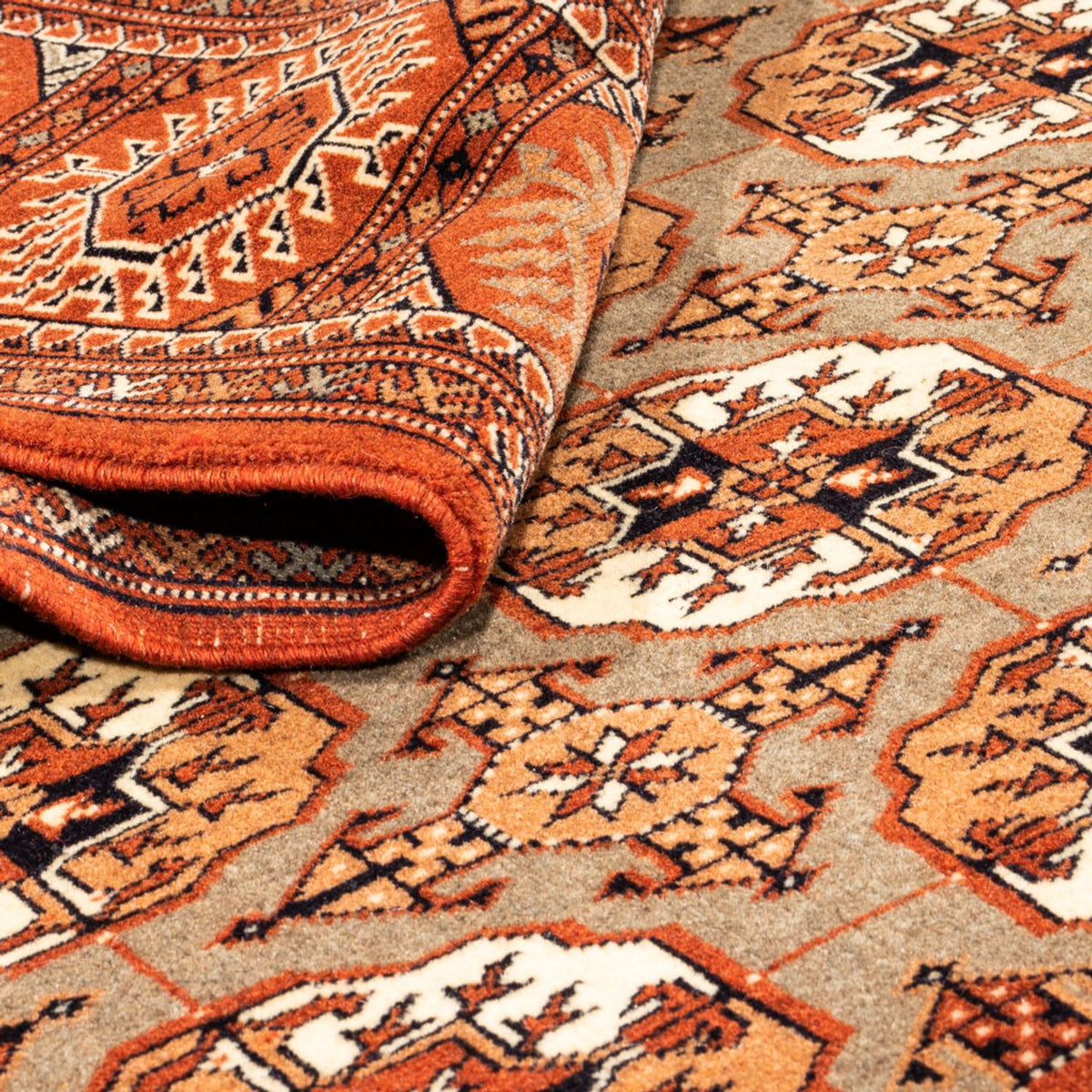 Turkaman tapijt - 305 x 205 cm - donker beige