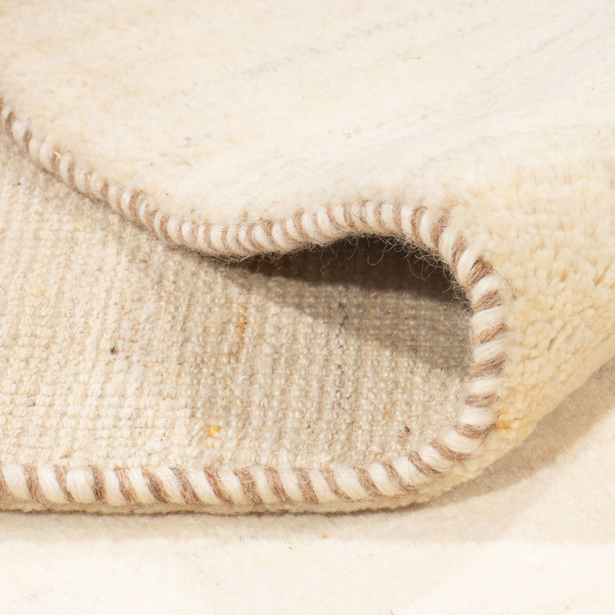 Gabbeh tapijt - Perzisch - 236 x 167 cm - licht beige