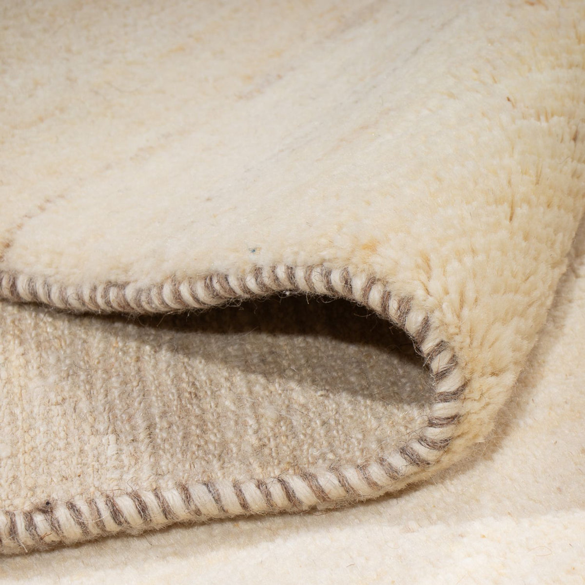 Gabbeh tapijt - Perzisch - 246 x 175 cm - licht beige