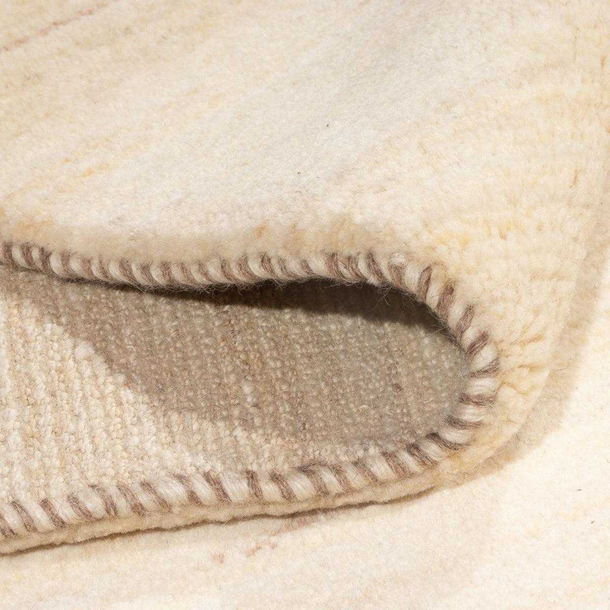 Gabbeh tapijt - Perzisch - 248 x 174 cm - licht beige