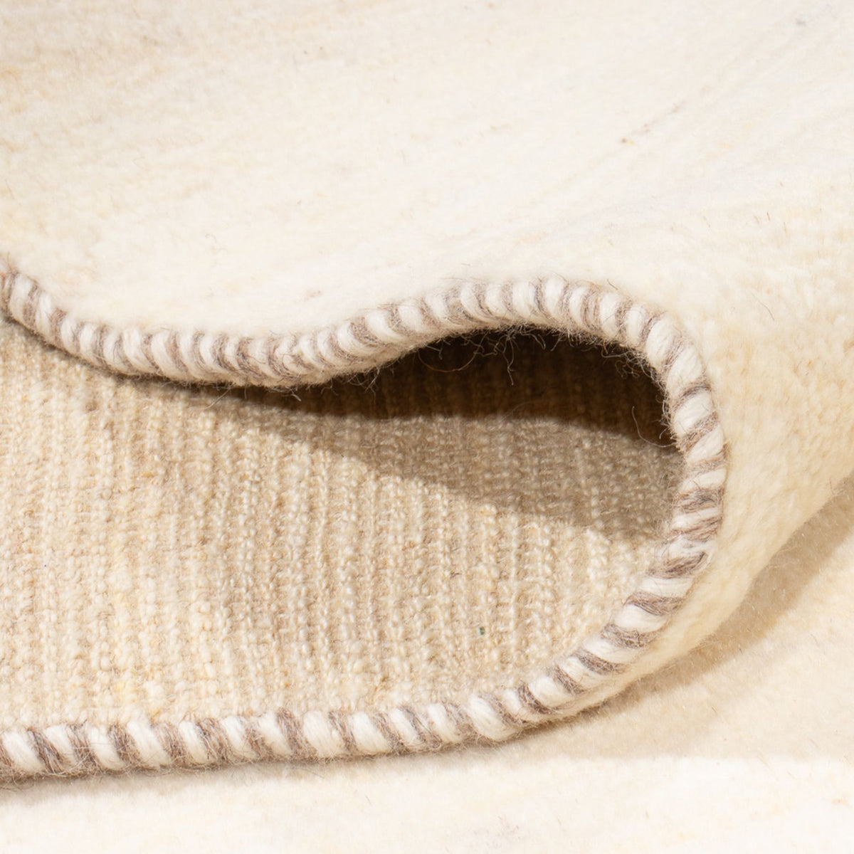 Gabbeh tapijt - Perzisch - 244 x 186 cm - licht beige