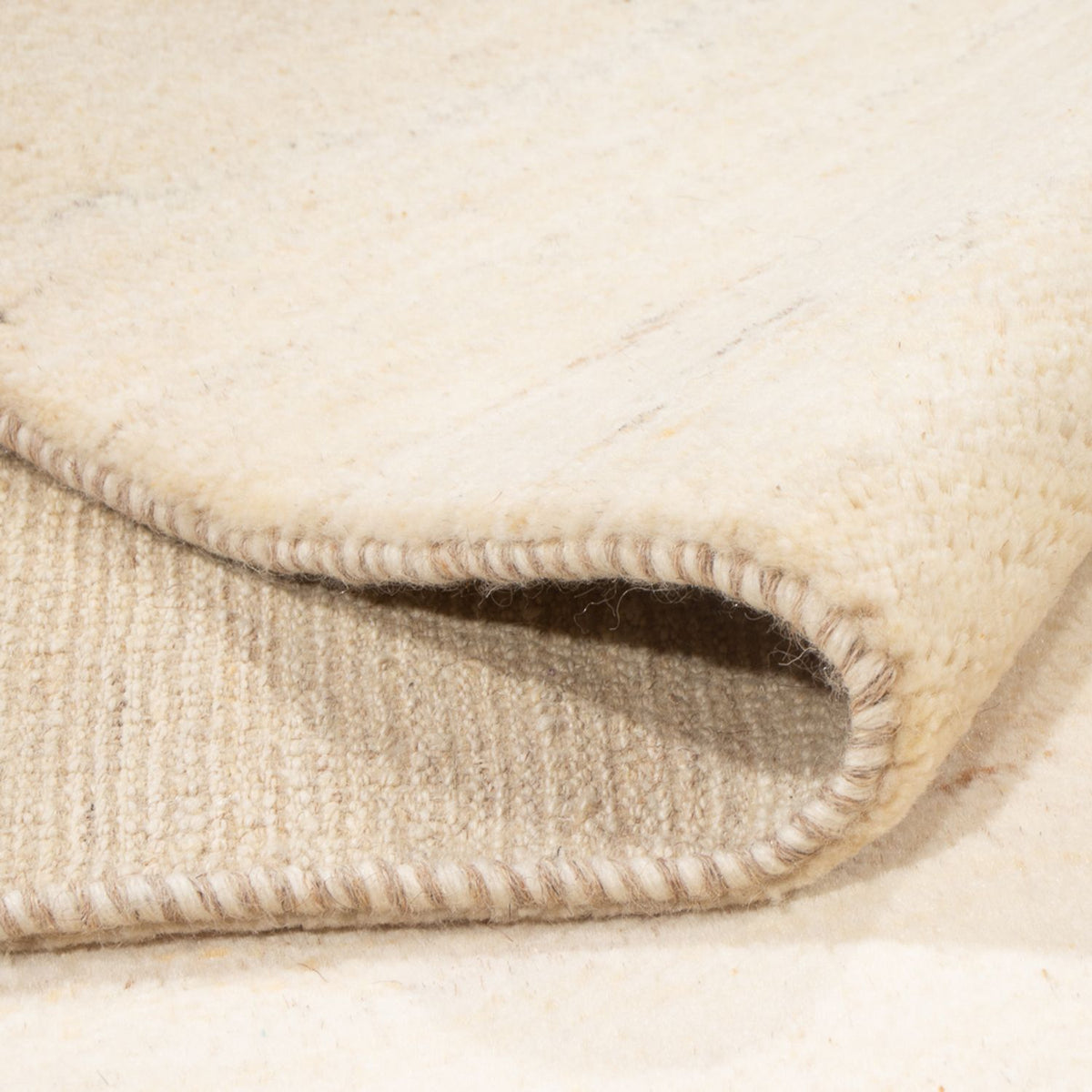 Gabbeh tapijt - Perzisch - 238 x 173 cm - licht beige