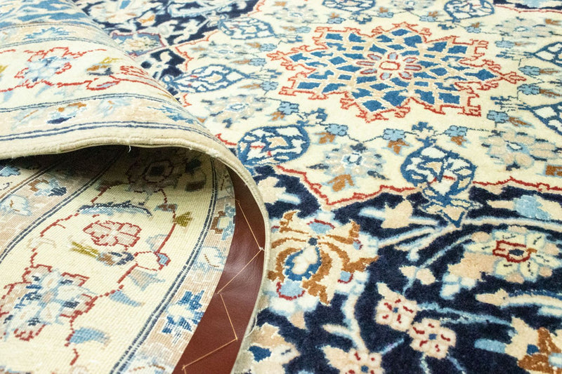 Perzisch tapijt - Nain - Koninklijk - 227 x 138 cm - donkerblauw