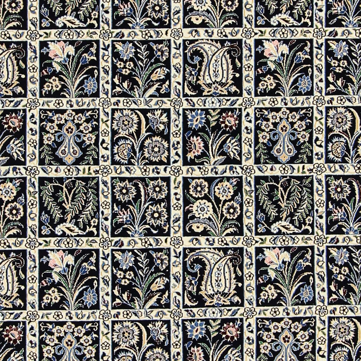 Perzisch tapijt - Nain - Premium - 235 x 147 cm - beige