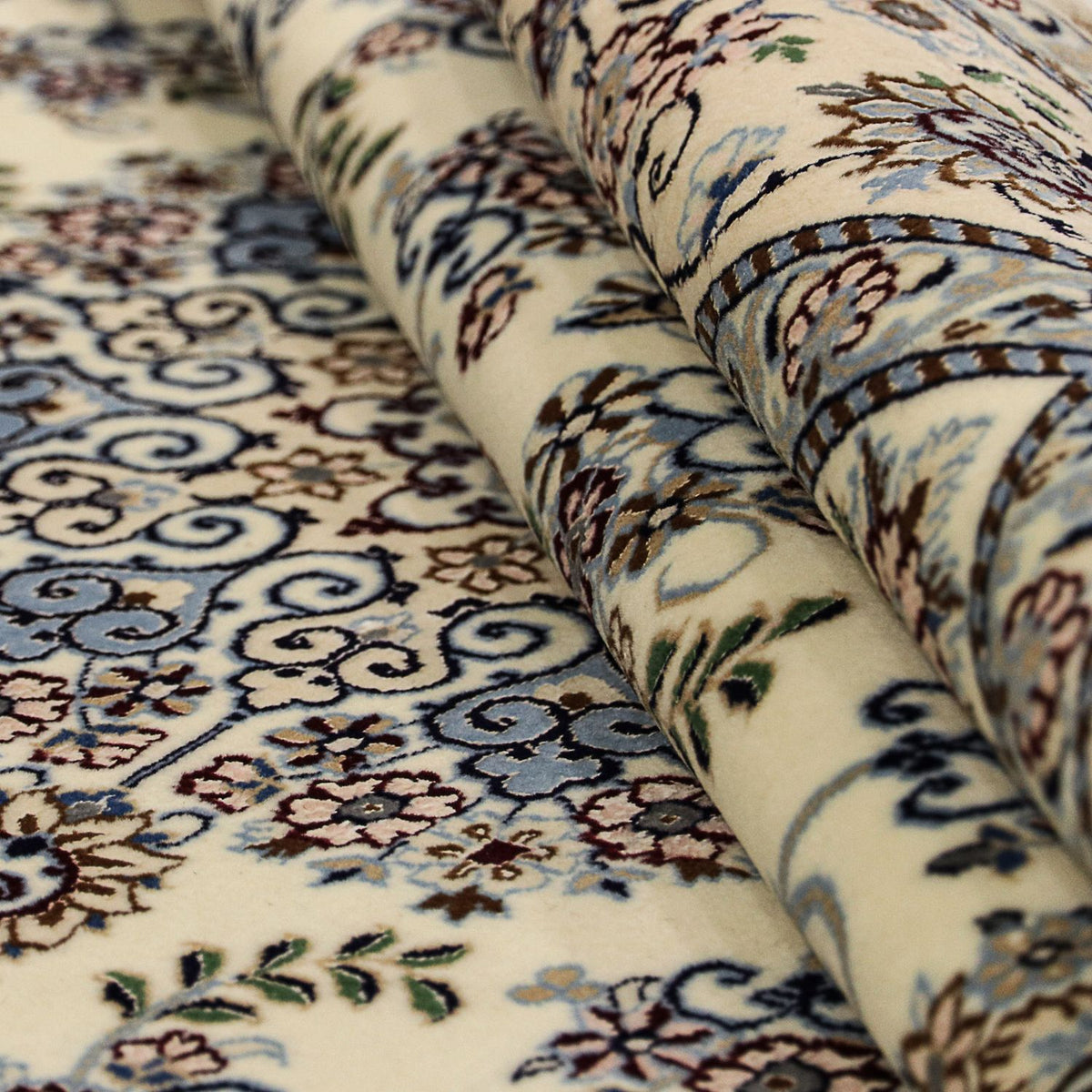 Perzisch tapijt - Nain - Premium - 183 x 133 cm - beige