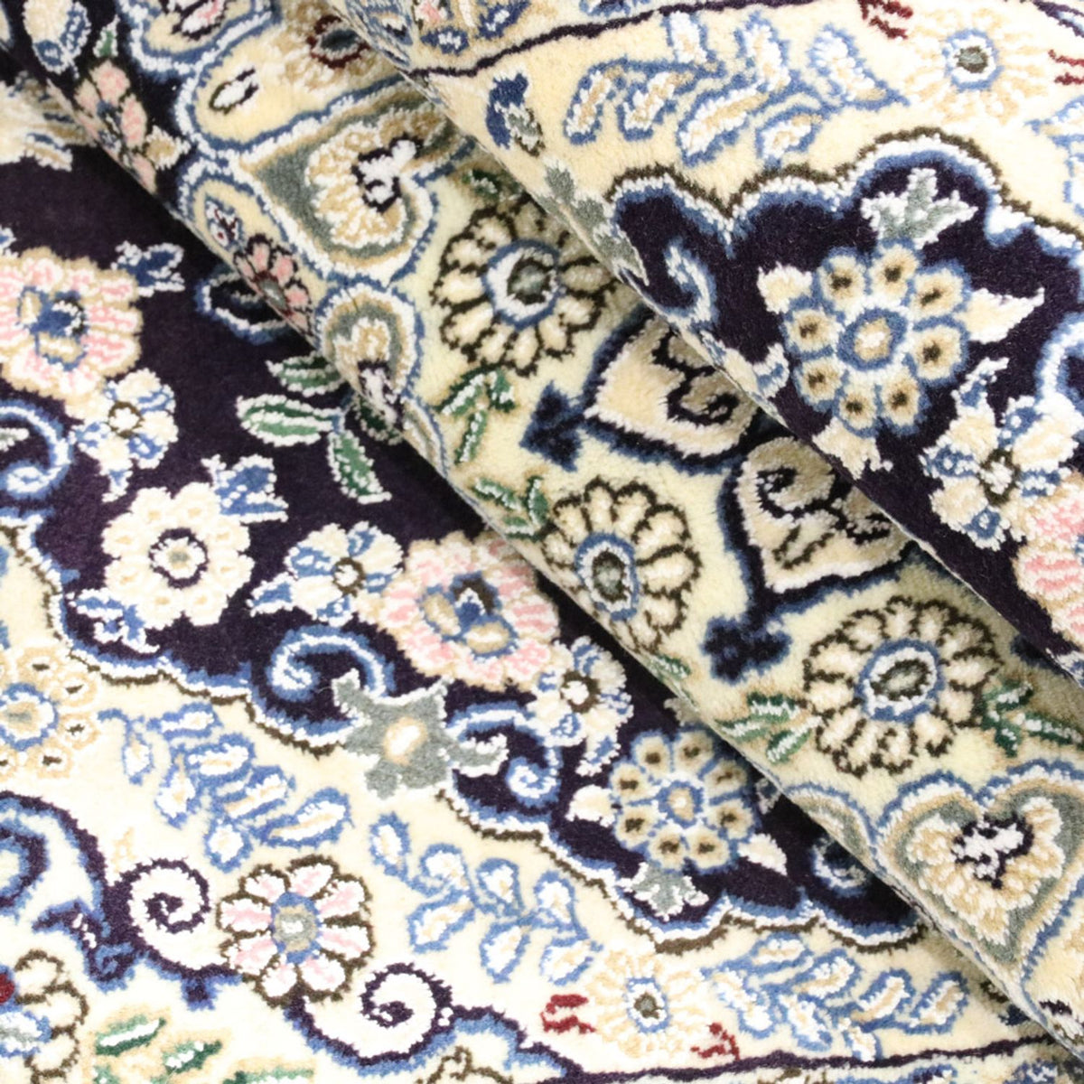 Perzisch tapijt - Nain - Koninklijk - 204 x 128 cm - donkerblauw