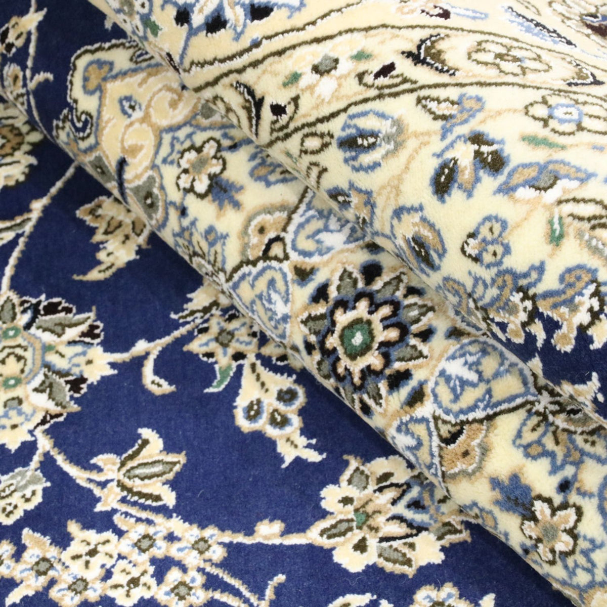 Perzisch tapijt - Nain - Koninklijk - 244 x 146 cm - blauw