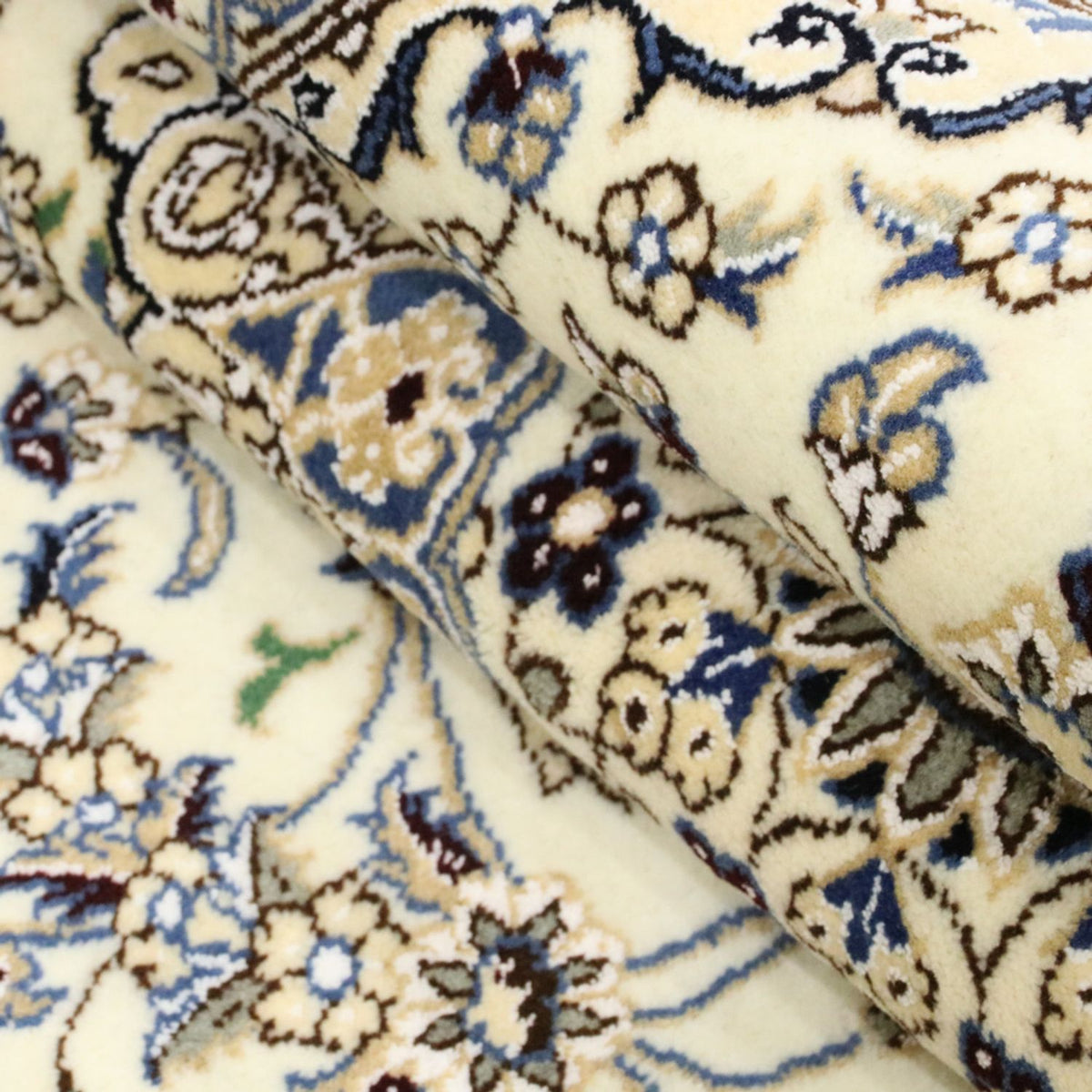 Perzisch tapijt - Nain - Koninklijk - 246 x 158 cm - beige