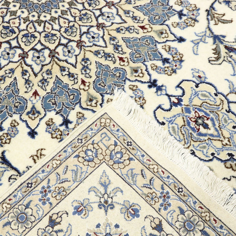 Perzisch tapijt - Nain - 295 x 242 cm - crème